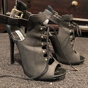 Steve Madden Lace Up Heel